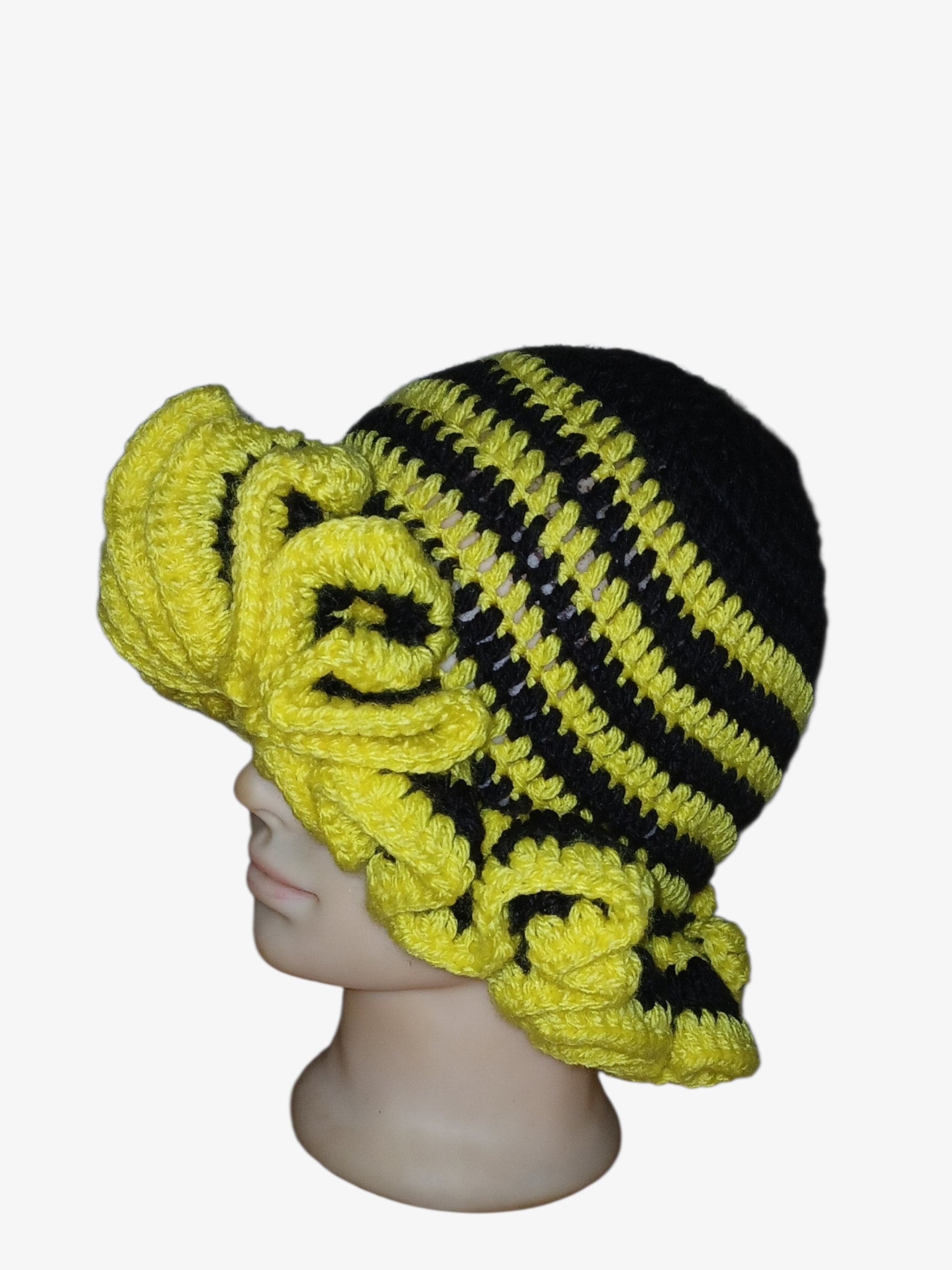 Crochet Ruffled Hat (MEDIUM RUFFLES)